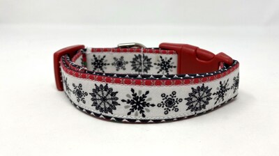 Snowflakes Christmas or Winter Dog Collar - image3